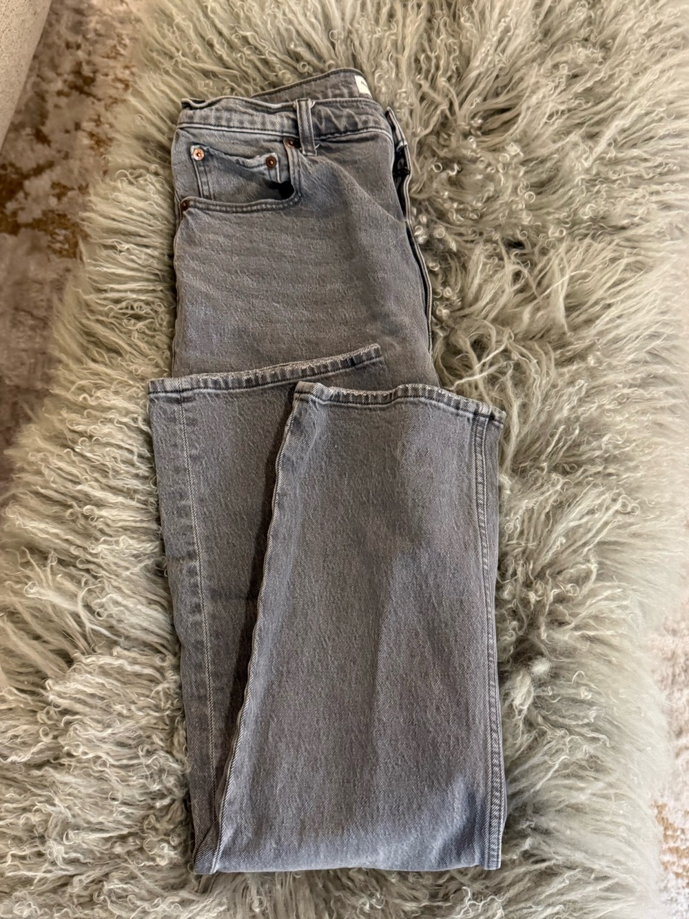 Abercrombie & Fitch Gray The 90's Straight Ultra High Rise Jeans